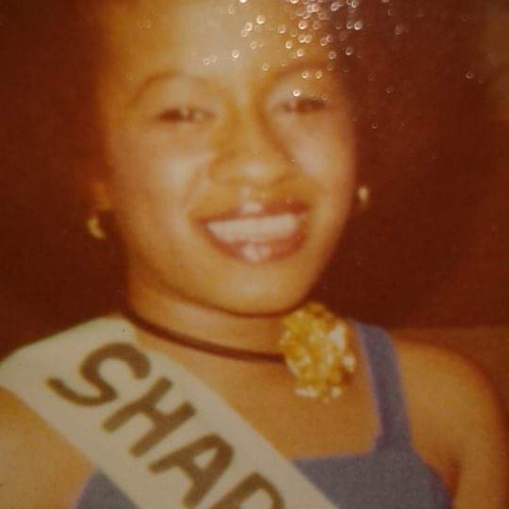 Meet your Posher, Sharon
